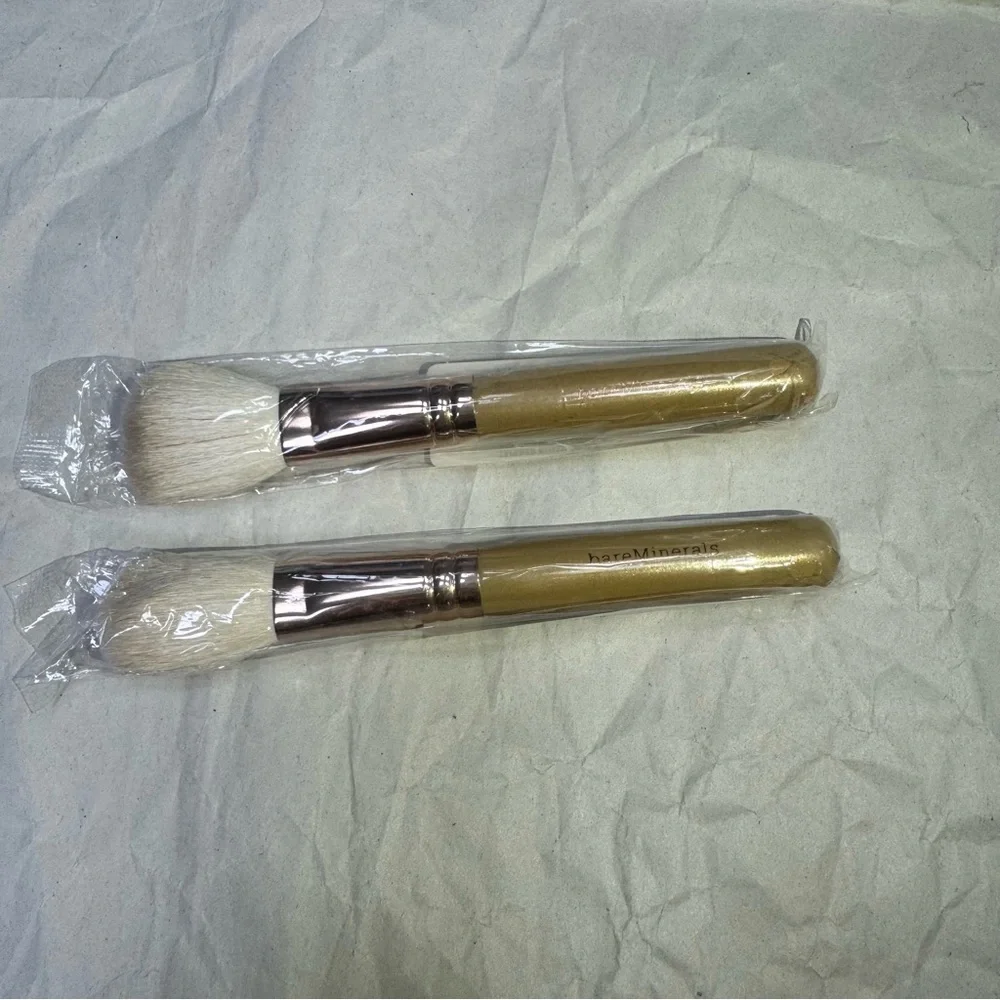 2 x Bareminerals tapered blush brush